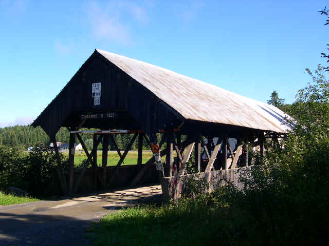 HAPPY CORNER BRIDGE - New Hampshire Covered Bridges